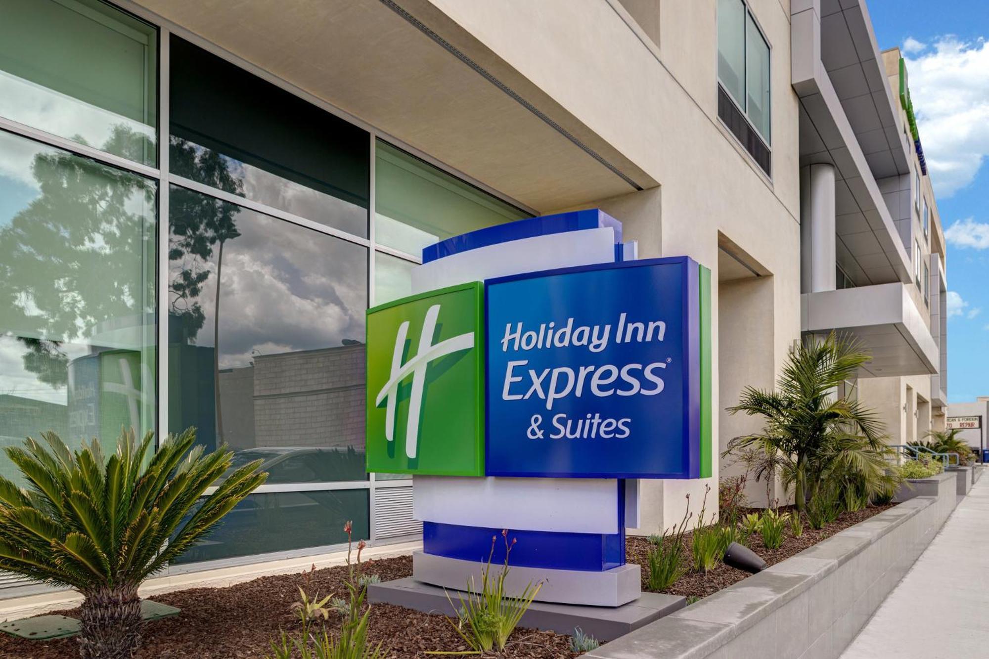 Holiday Inn Express & Suites - Glendale Downtown Экстерьер фото