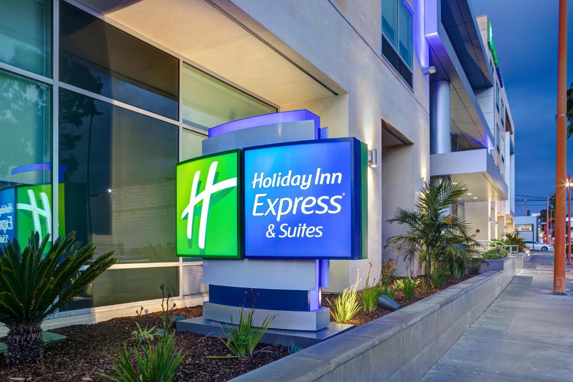 Holiday Inn Express & Suites - Glendale Downtown Экстерьер фото