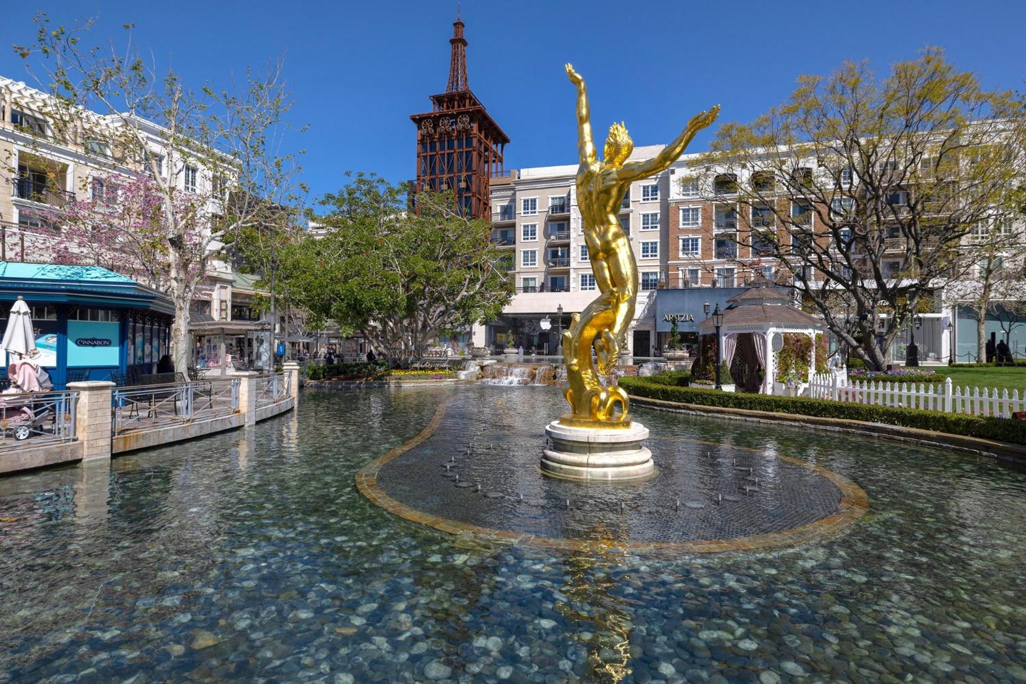 Holiday Inn Express & Suites - Glendale Downtown Экстерьер фото